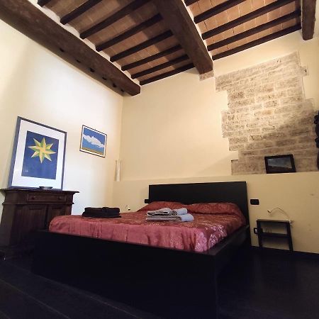 Grillotti Apartment Todi Exteriör bild