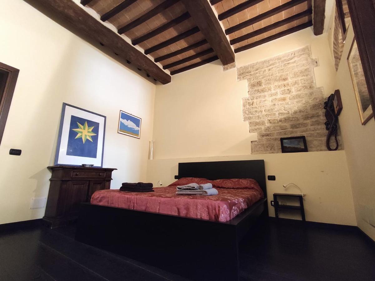 Grillotti Apartment Todi Exteriör bild